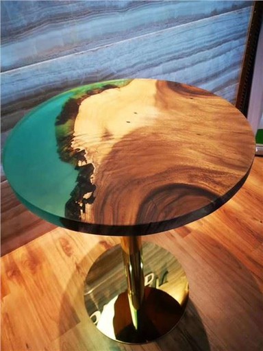 Mesa de centro sul americana Walnut Resin River